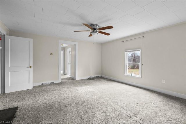 8290 Lake Ridge Drive, Clemmons, NC 27012