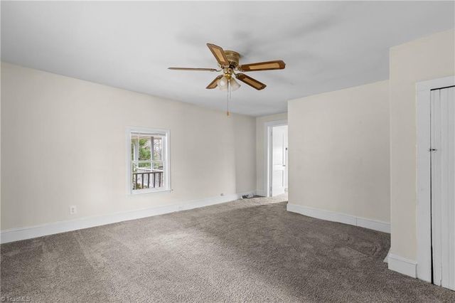 8290 Lake Ridge Drive, Clemmons, NC 27012