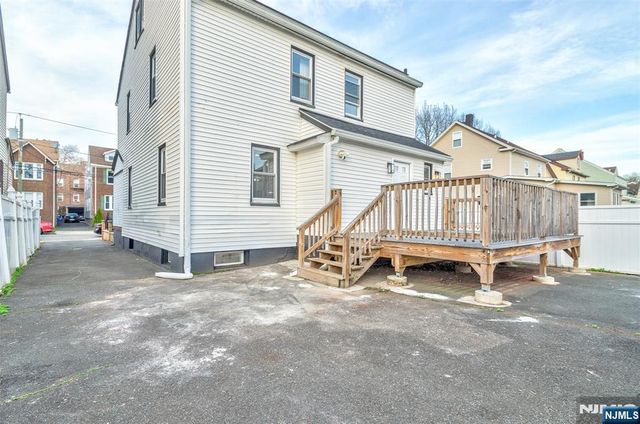 150 Hansbury Avenue, Newark, NJ 07112