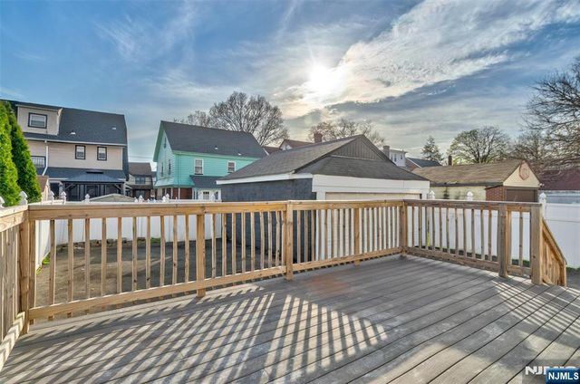 150 Hansbury Avenue, Newark, NJ 07112