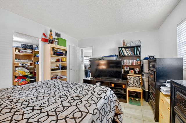 3001 Linton Boulevard 105, Delray Beach, FL 33445