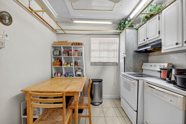 3001 Linton Boulevard 105, Delray Beach, FL 33445
