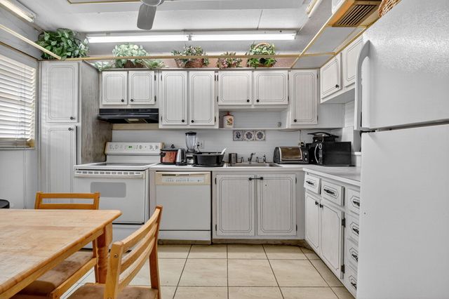 3001 Linton Boulevard 105, Delray Beach, FL 33445