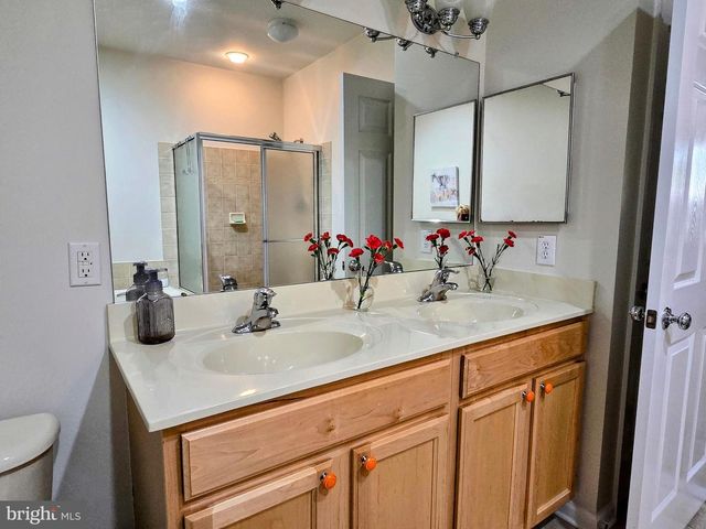 1507 HULNICK RD, Coatesville, PA 19320