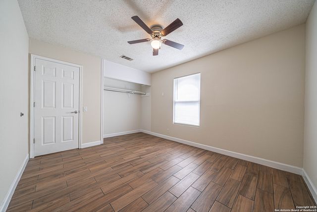 8631 Big Creek, San Antonio, TX 78242