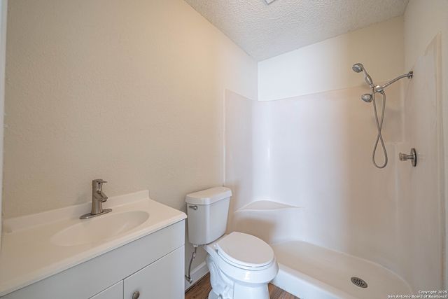 8631 Big Creek, San Antonio, TX 78242