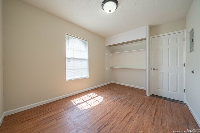 8631 Big Creek, San Antonio, TX 78242