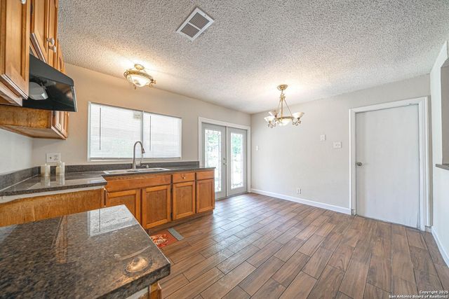 8631 Big Creek, San Antonio, TX 78242