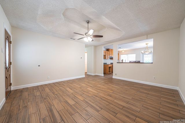 8631 Big Creek, San Antonio, TX 78242