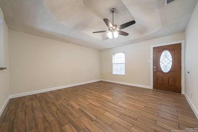 8631 Big Creek, San Antonio, TX 78242