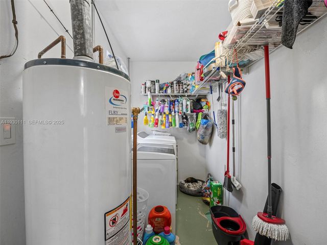 6440 Buchanan St, Hollywood, FL 33024