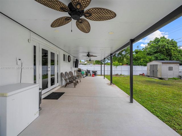 6440 Buchanan St, Hollywood, FL 33024