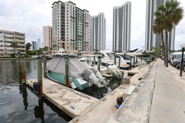 100 Bayview Drive 527, Sunny Isles Beach, FL 33160