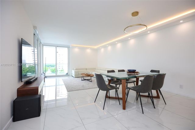 100 Bayview Drive 527, Sunny Isles Beach, FL 33160