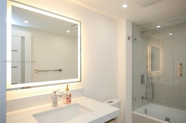 100 Bayview Drive 527, Sunny Isles Beach, FL 33160
