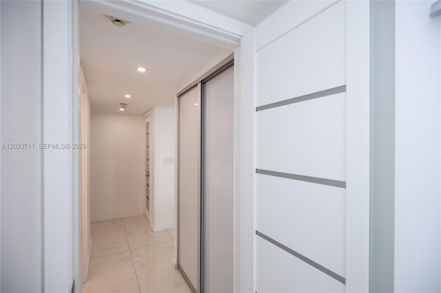 100 Bayview Drive 527, Sunny Isles Beach, FL 33160