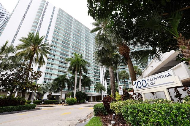 100 Bayview Drive 527, Sunny Isles Beach, FL 33160