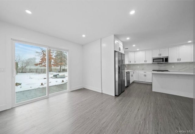 200 Irish Lane, Islip Terrace, NY 11752