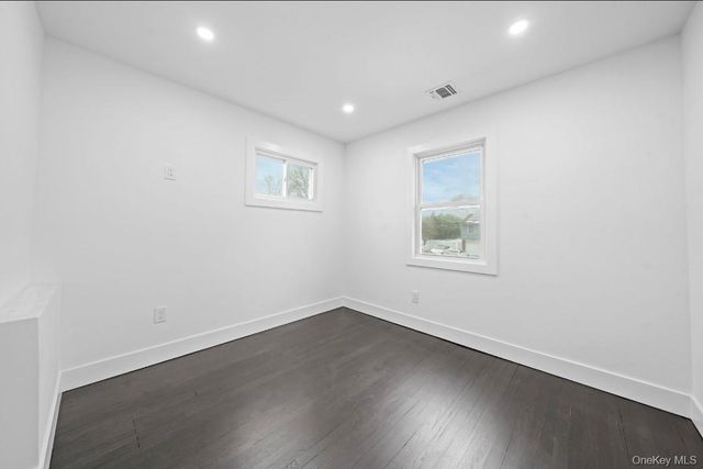 200 Irish Lane, Islip Terrace, NY 11752