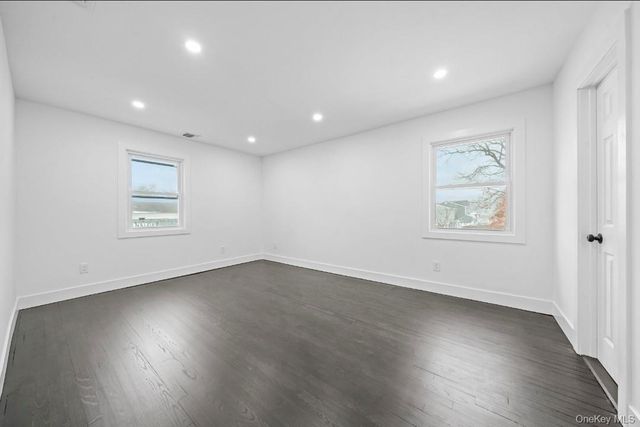 200 Irish Lane, Islip Terrace, NY 11752