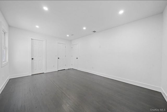 200 Irish Lane, Islip Terrace, NY 11752