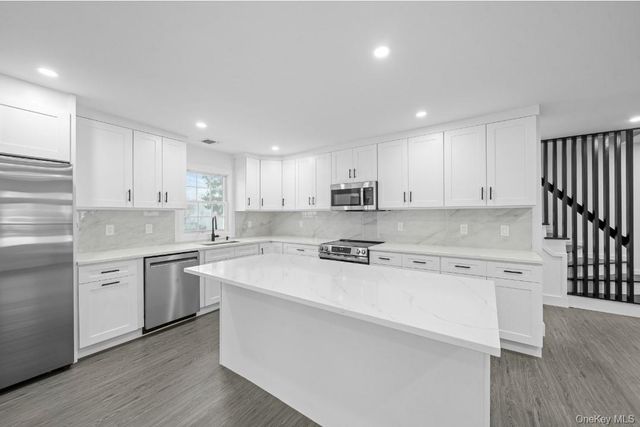 200 Irish Lane, Islip Terrace, NY 11752