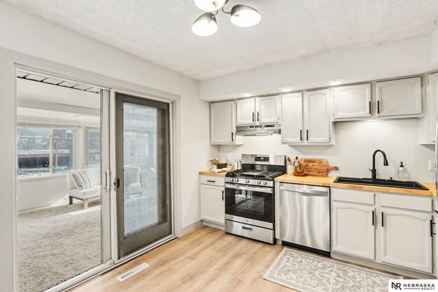 1800 Fairfield Street, Lincoln, NE 68521