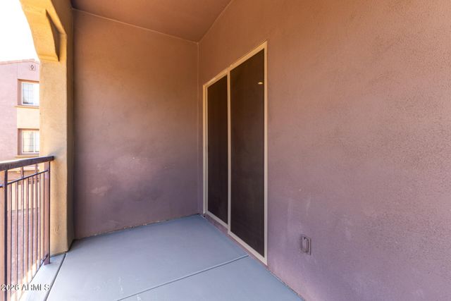 3935 E ROUGH RIDER Road 1071, Phoenix, AZ 85050