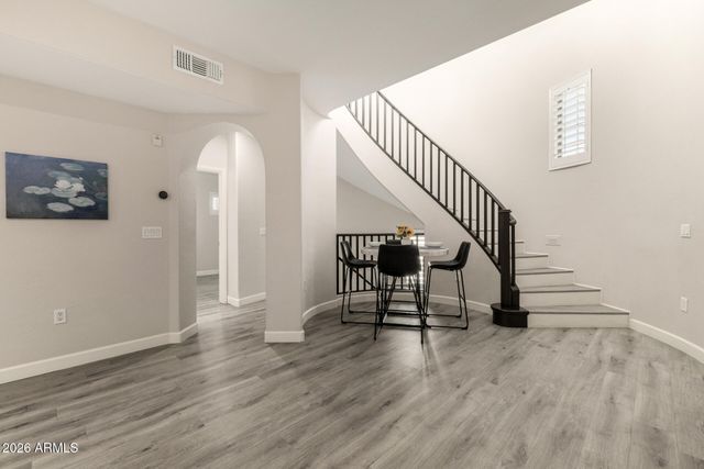 3935 E ROUGH RIDER Road 1071, Phoenix, AZ 85050