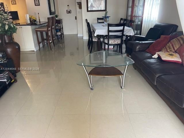 4400 Hillcrest Dr 701b 701B, Hollywood, FL 33021