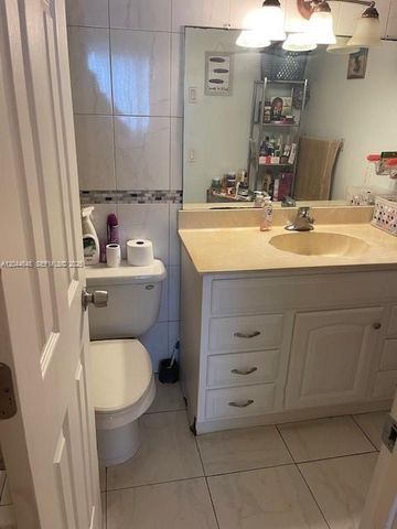 4400 Hillcrest Dr 701b 701B, Hollywood, FL 33021