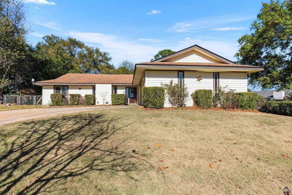 207 Summerhill Place, Warner Robins, GA 31088