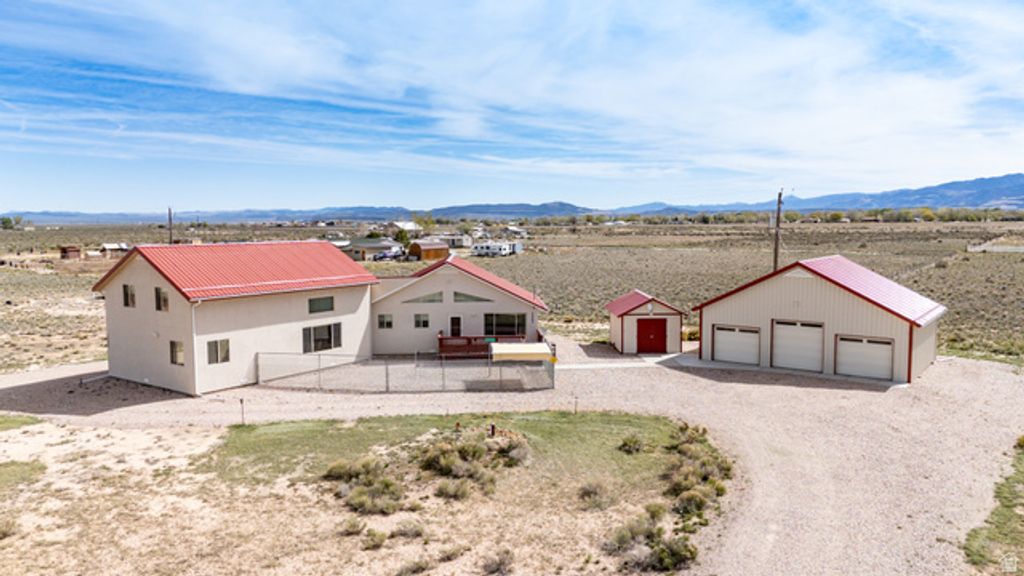 Image 1 of property listing at 5060 N 3550 W, Cedar City, UT 84721