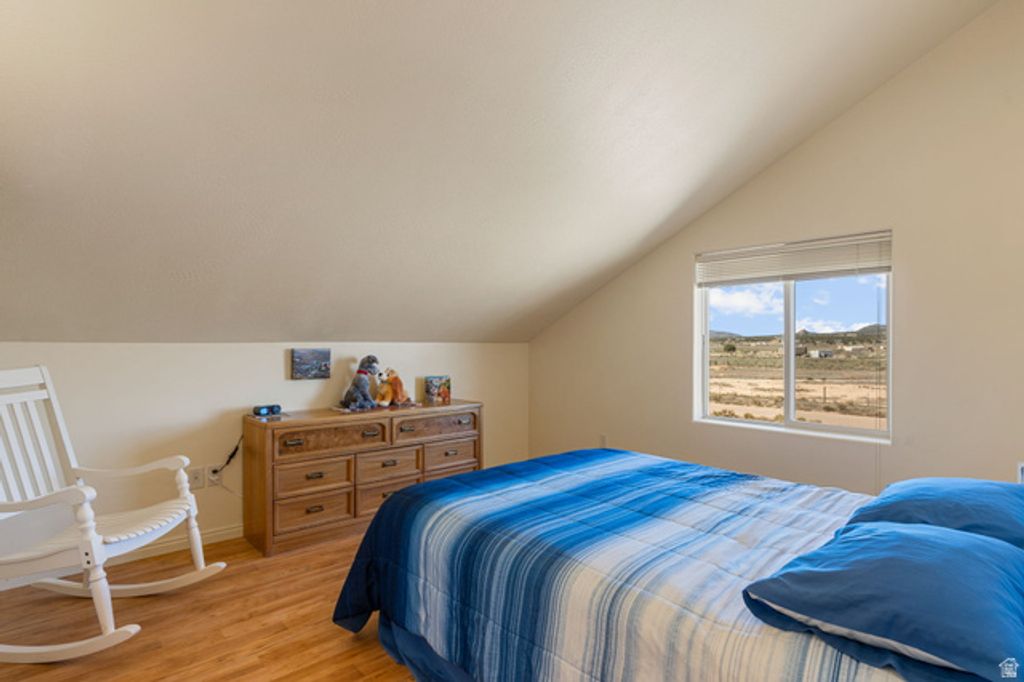 Image 16 of property listing at 5060 N 3550 W, Cedar City, UT 84721
