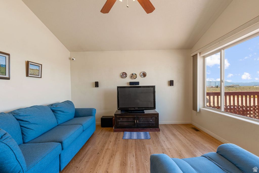 Image 28 of property listing at 5060 N 3550 W, Cedar City, UT 84721