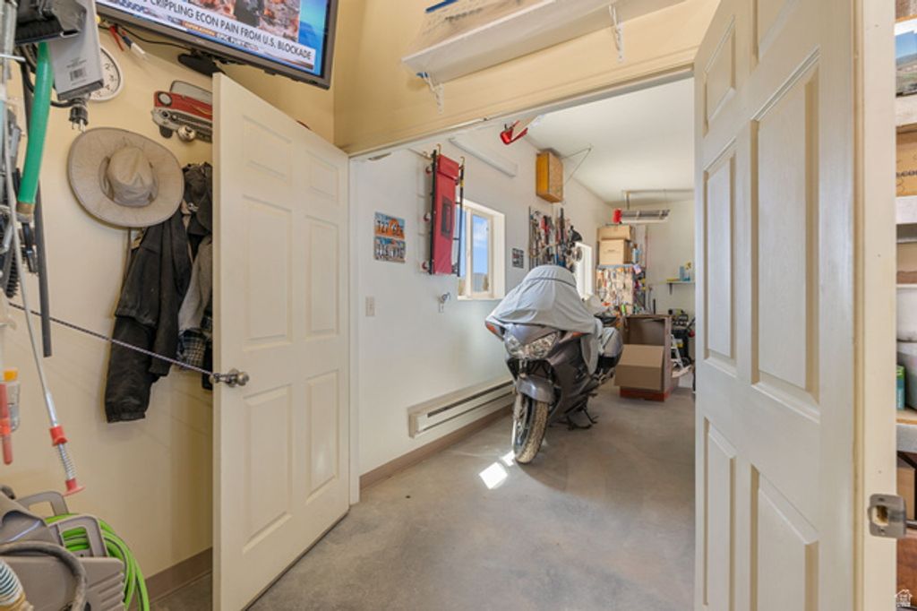 Image 45 of property listing at 5060 N 3550 W, Cedar City, UT 84721