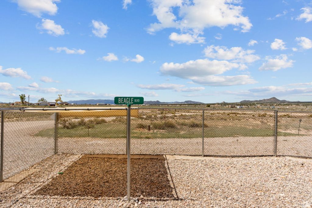 Image 52 of property listing at 5060 N 3550 W, Cedar City, UT 84721