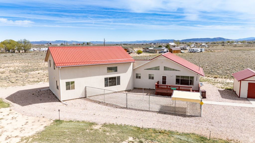 Image 55 of property listing at 5060 N 3550 W, Cedar City, UT 84721