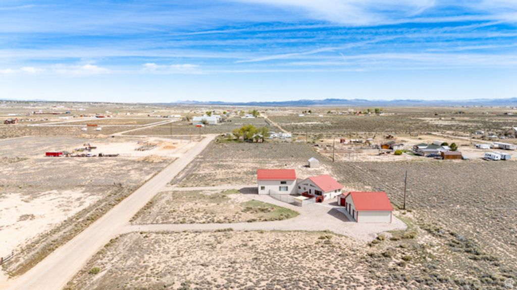 Image 64 of property listing at 5060 N 3550 W, Cedar City, UT 84721