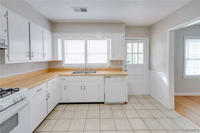 2111 18th, Northport, AL 35476