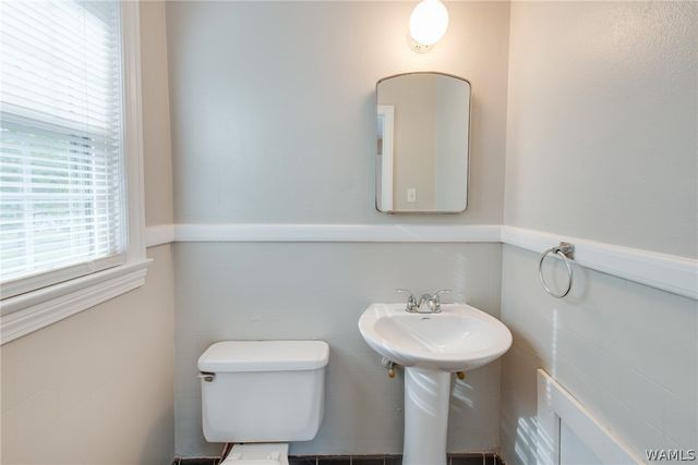 2111 18th, Northport, AL 35476