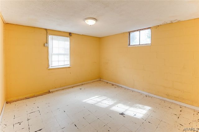 2111 18th, Northport, AL 35476
