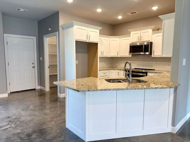 4701 Edgemont, Jonesboro, AR 72405