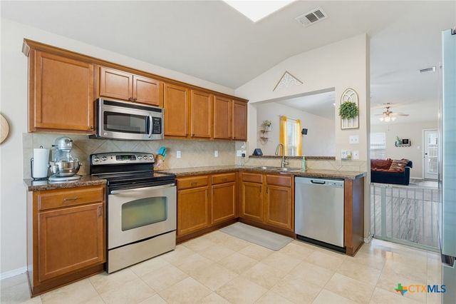 2004 Vernice Drive, Copperas Cove, TX 76522