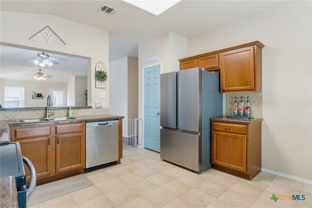 2004 Vernice Drive, Copperas Cove, TX 76522
