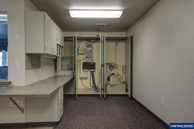 2715 Willetta St SW, Albany, OR 97321
