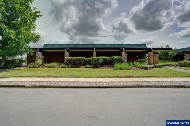 2715 Willetta St SW, Albany, OR 97321