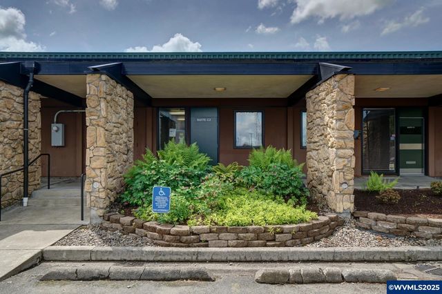 2715 Willetta St SW, Albany, OR 97321