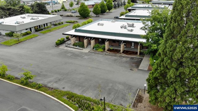 2715 Willetta St SW, Albany, OR 97321