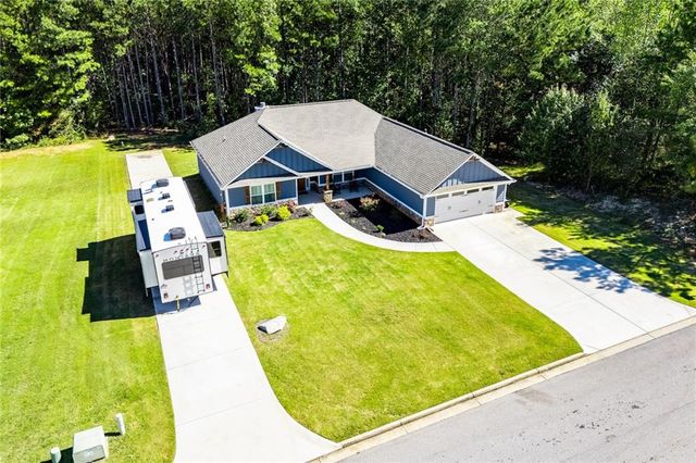 142 Lawrence Drive, Villa Rica, GA 30180